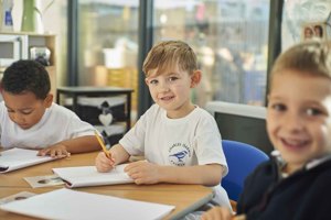 Charles Darwin Primary children (1)